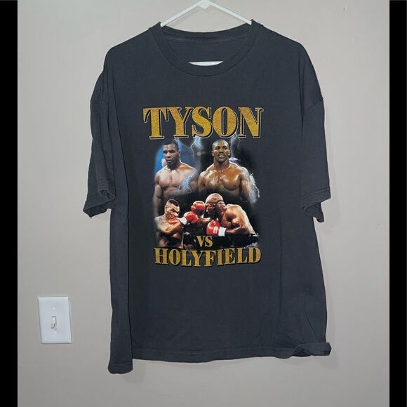 Tyson Vs Holyfield short sleeve t shirt - Picture 2 of 5